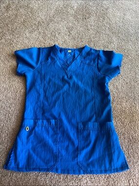 Wink scrub top